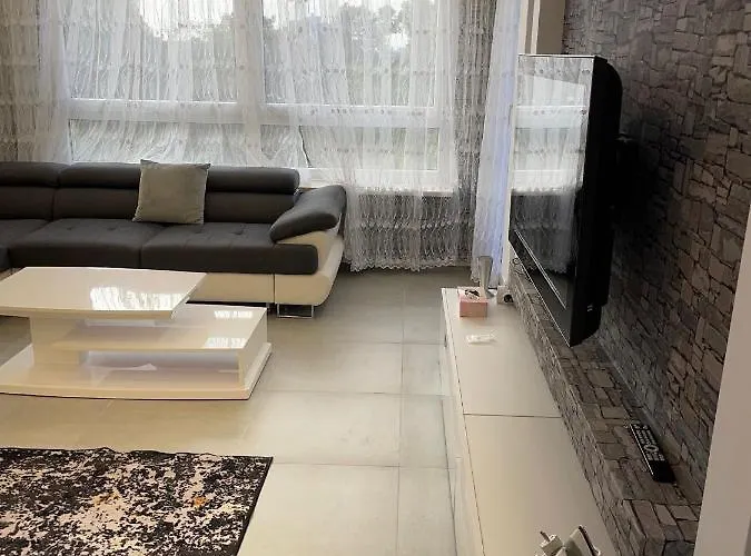 Ismail 2 Zi. Kranichstein Bed & Breakfast *